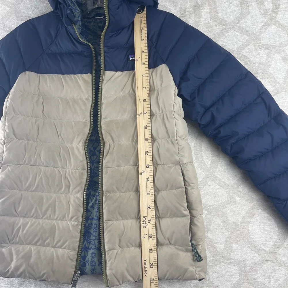 Patagonia Kids Reversible Down Sweater Hoody Navy‎ Tan Blue Pattern Size M 10